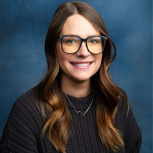 Meet your Posher, Caitlin